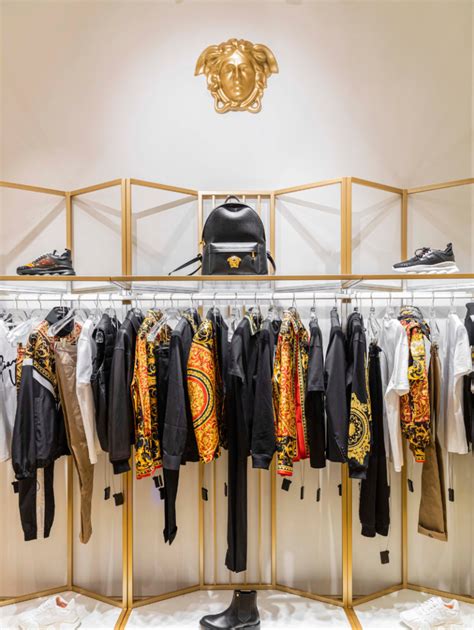 galerie lafayette versace|Versace Paris Galeries Lafayette Mens.